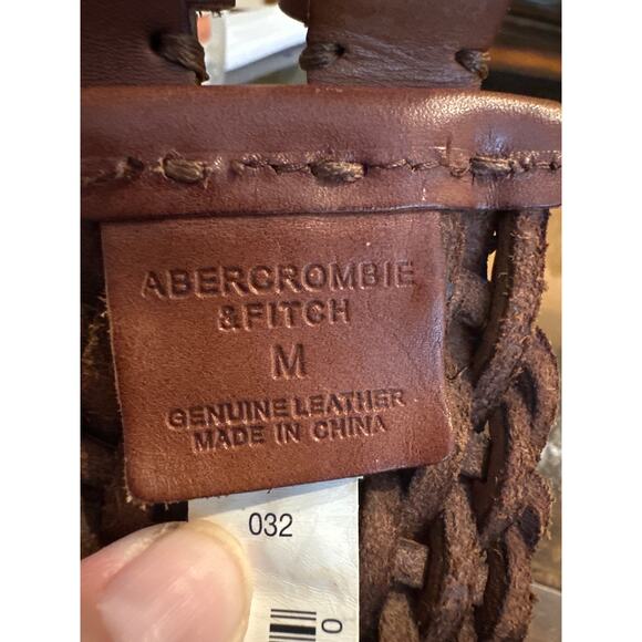 Womens Abercrombie & Fitch Brown Genuine Leather Woven Belt. Size Medium - Picture 4 of 4